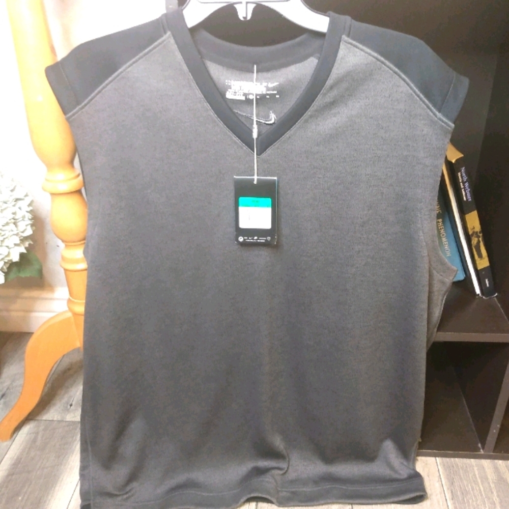 Nike sleeveless golf shirt szXL